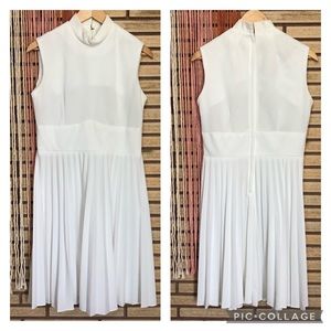 60's White Poly Knit Sleeveless Dress - Size 8 - Bust 36 - 60's Style Dress
